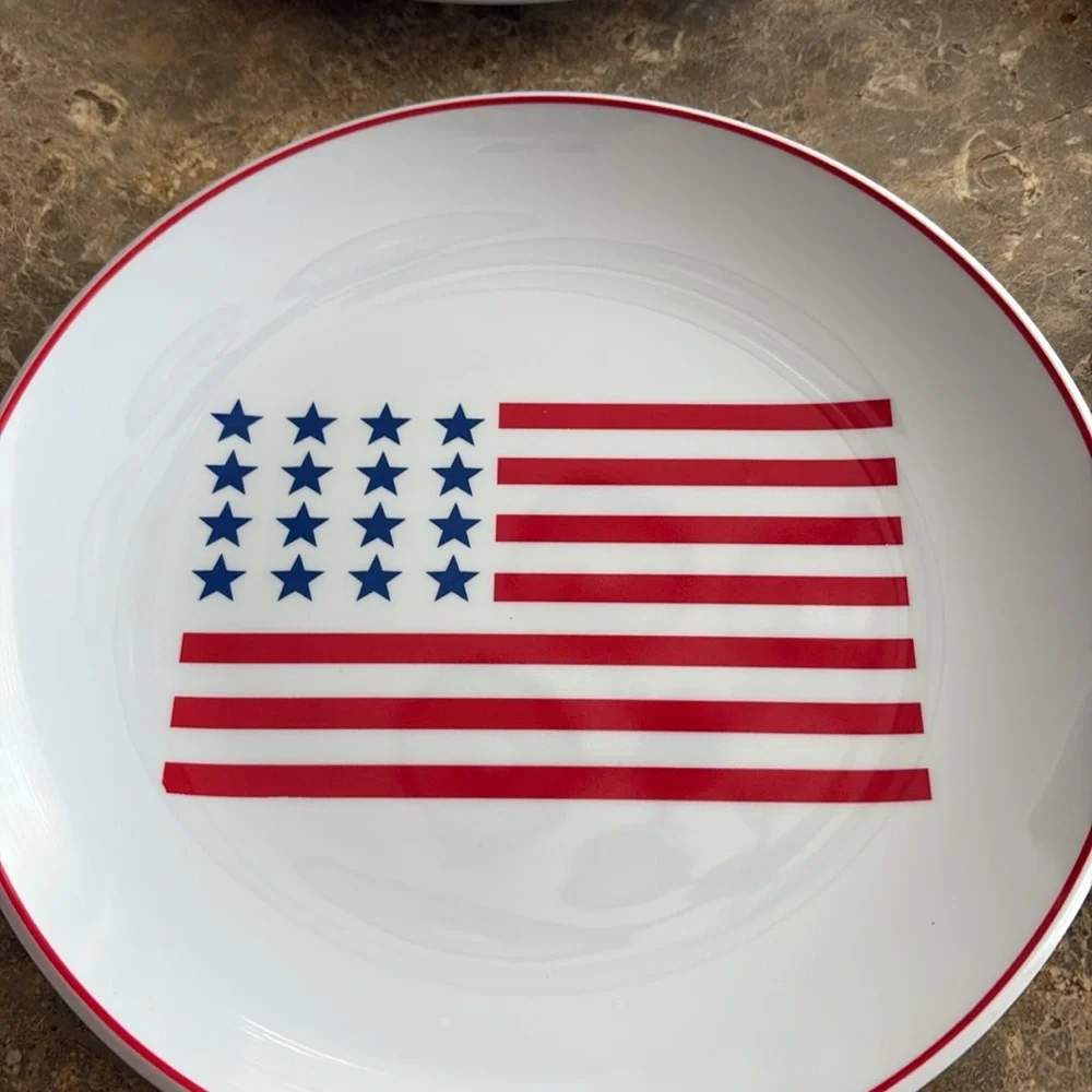 Pier 1 Flag Plates
